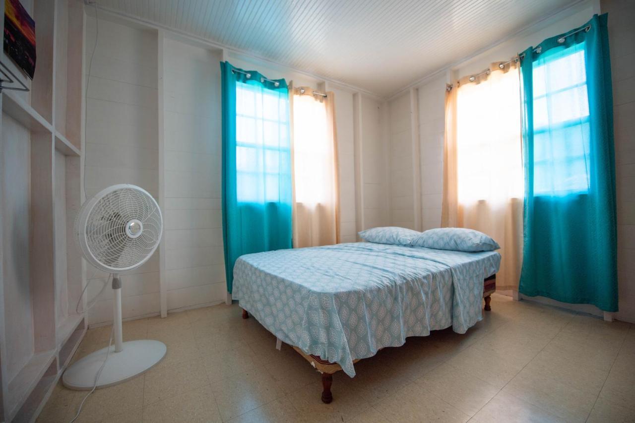 T.Cole'S Holiday Rental Saint James Eksteriør bilde